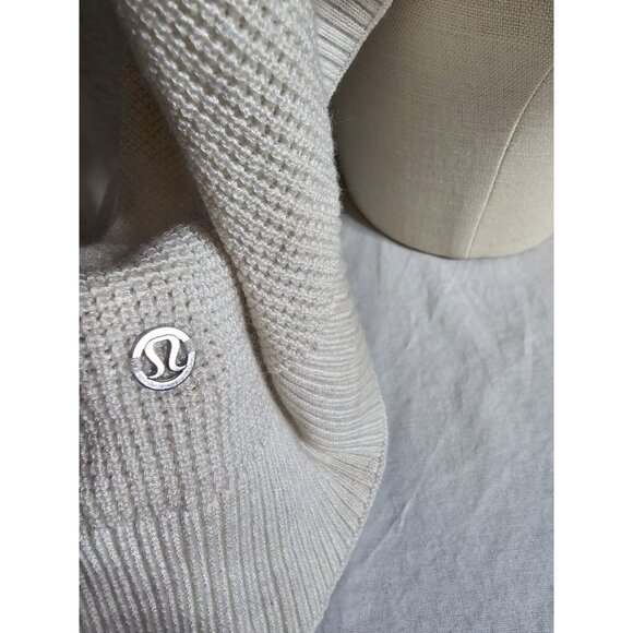 Lululemon Forward Flow Poncho White Opal One Size Viscose, Tencel, Cashmere - Picture 7 of 9